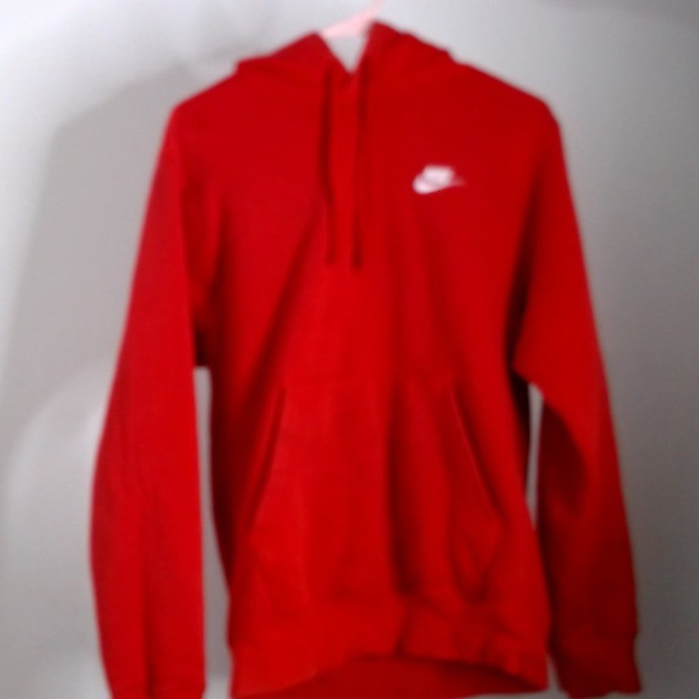 Nike Men's Sportswear Club Fleece Pullover Hoodie